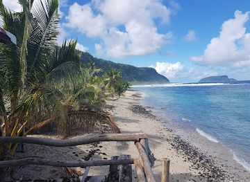 american-samoa/tutuila/attraction/lalomanu-beach-fales