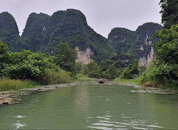 vietnam/northeast/attraction/thung-nang