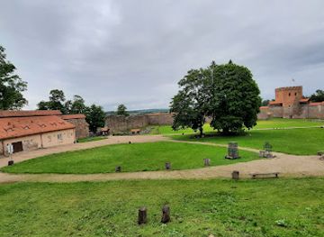 lithuania/samogitia/attraction/medininkai-castle