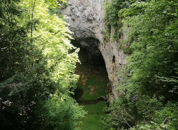 czechia/moravian-karst/attraction/krenkuv-monument