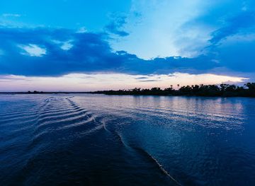 zambia/zambezi-basin/attraction/sunset-boat-cruise
