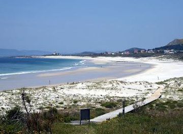 spain/santiago-de-compostela/attraction/praia-de-carnota