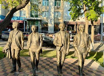 kazakhstan/nur-sultan/attraction/arbat