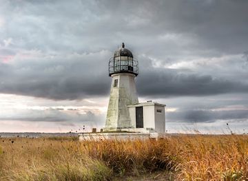 rhode-island/yawgoo-valley-ski-area/attraction/prudence-island-lighthouse
