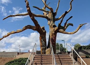 florida/panhandle/attraction/harborwalk-village