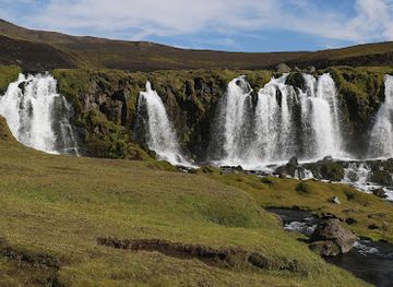 iceland/laugavegur-trail/attraction/blafjallafoss