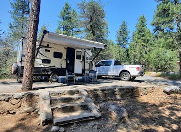 arizona/prescott-national-forest/attraction/lower-wolf-creek-campground