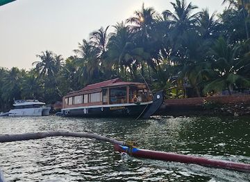 india/tarkarli/attraction/tarkarli-jety