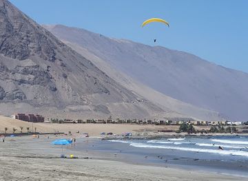 chile/tarapaca-region/attraction/playa-huaiquique