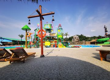 gabon/estuary-province/attraction/tsunami