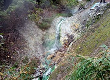 japan/zao-onsen/attraction/niwatagawa-onsenyuushutsu