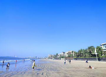 india/konkan-coast/attraction/juhu-beach-garden