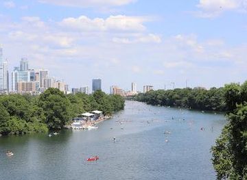 texas/austin/attraction/lady-bird-lake