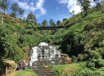 sri-lanka/nuwara-eliya-district/attraction/nanu-oya-water-falls-nanu-oya