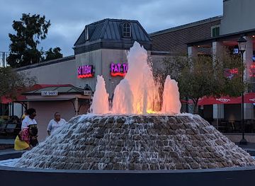 south-carolina/myrtle-beach/attraction/volcano-fountain