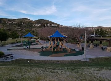 california/santa-clarita/attraction/todd-longshore-park
