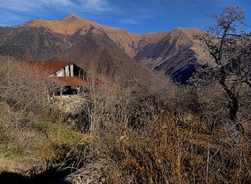 georgia/gudauri/attraction/sofeli-chadistkhe