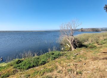 chile/pichilemu/attraction/laguna-petrel