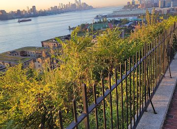 new-jersey/hoboken/attraction/weehawken-dueling-grounds