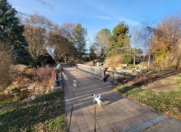 virginia/blacksburg/attraction/hahn-horticulture-garden