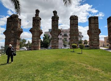 portugal/estremadura/attraction/acueducto-de-los-milagros
