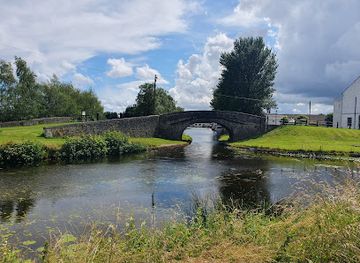 ireland/leinster/attraction/ballycommon-green-way-cycle-walking-route