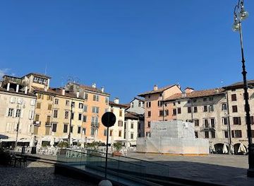 slovenia/nova-gorica/attraction/piazza-giacomo-matteotti