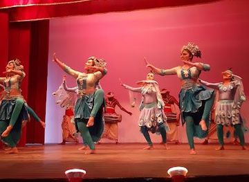 sri-lanka/nuwara-eliya/attraction/kandy-lake-club-cultural-dance-show
