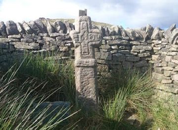 united-kingdom/peak-district/attraction/edale-cross