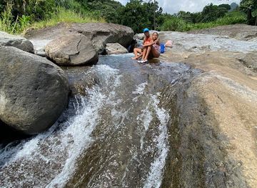 saint-vincent-and-the-grenadines/grenadines/attraction/table-rock