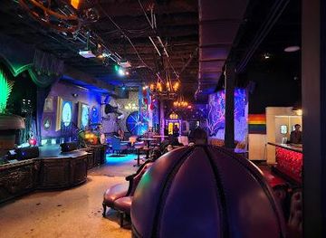 florida/orlando/attraction/cocktails-screams