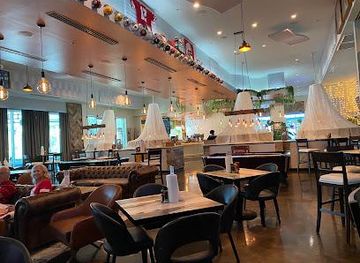 florida/destin/attraction/the-palms-bistro-good-vibes-bar