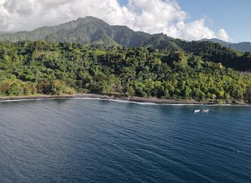 saint-vincent-and-the-grenadines/canouan/attraction/wallibou-river