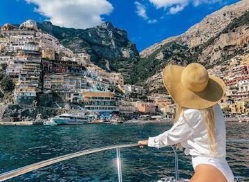 italy/positano/attraction/exclusive-cruises