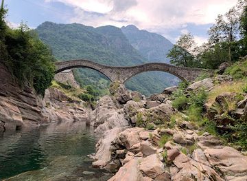 switzerland/ticino/attraction/ponte-romano