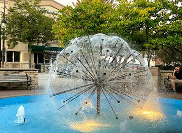 illinois/naperville/attraction/dandelion-fountain