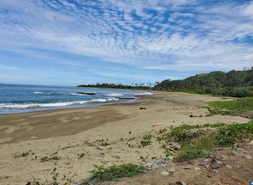 fiji/lau-islands/attraction/beach-at-baravi