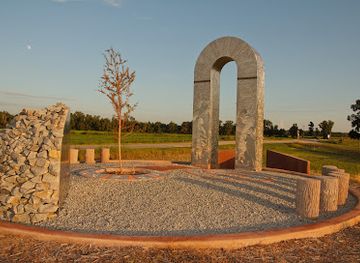 north-carolina/mountain-region/attraction/nooherooka-monument-snow-hill
