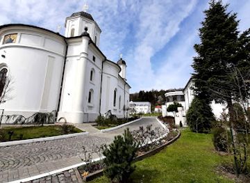 romania/valcea/attraction/arhiepiscopia-ramnicului