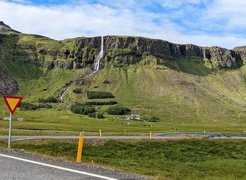 iceland/snafellsbar-area/attraction/kalfarfoss