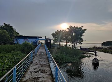 bangladesh/tanguar-haor/attraction/baikka-beel