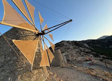 greece/heraklion/attraction/lasithi-plateau-windmills