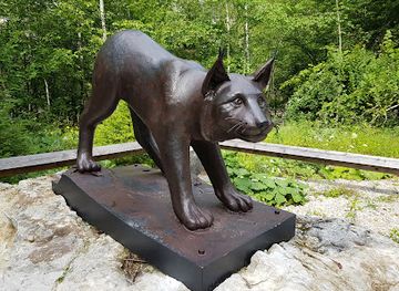 austria/kalkalpen-national-park/attraction/luchs-denkmal
