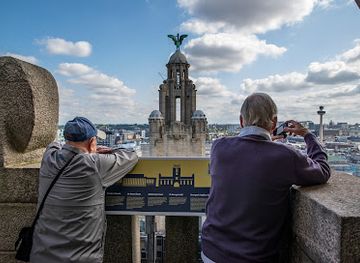 united-kingdom/liverpool/ropewalks/attraction/royal-liver-building-360-tour