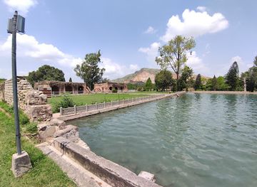 pakistan/hazara/attraction/wah-gardens