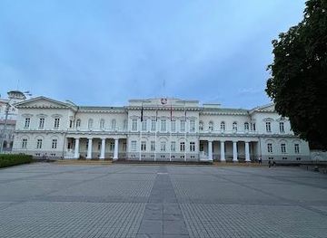 lithuania/vilnius/attraction/office-of-the-president-of-the-republic-of-lithuania