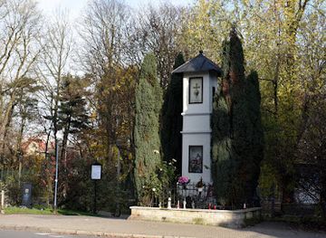 poland/krakow/podgorze/attraction/kapliczka-przydrozna