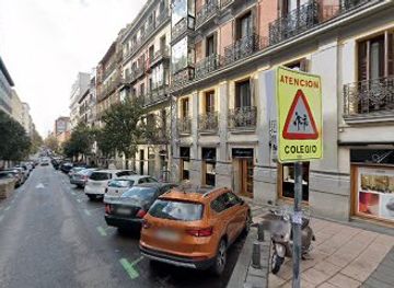 spain/madrid/salamanca/attraction/belles-facades