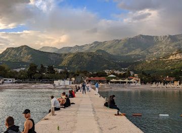 montenegro/bar-riviera/attraction/public-dock