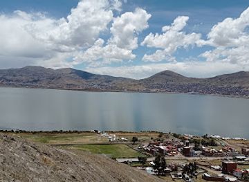 peru/puno-region/attraction/mirador-uros-puno